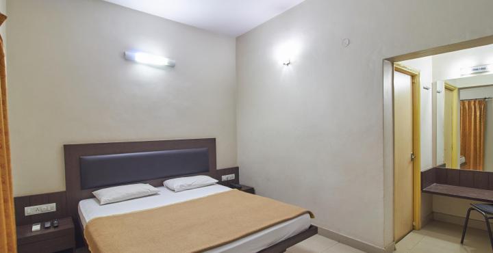 Airlines Hotel Mysuru Zewnętrze zdjęcie