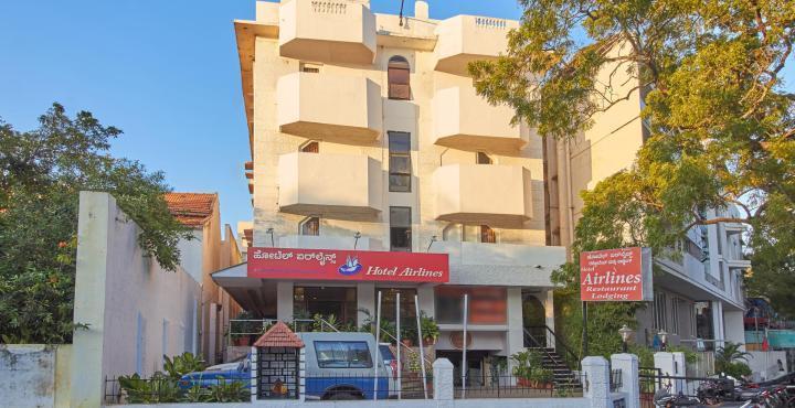 Airlines Hotel Mysuru Zewnętrze zdjęcie