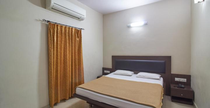 Airlines Hotel Mysuru Zewnętrze zdjęcie